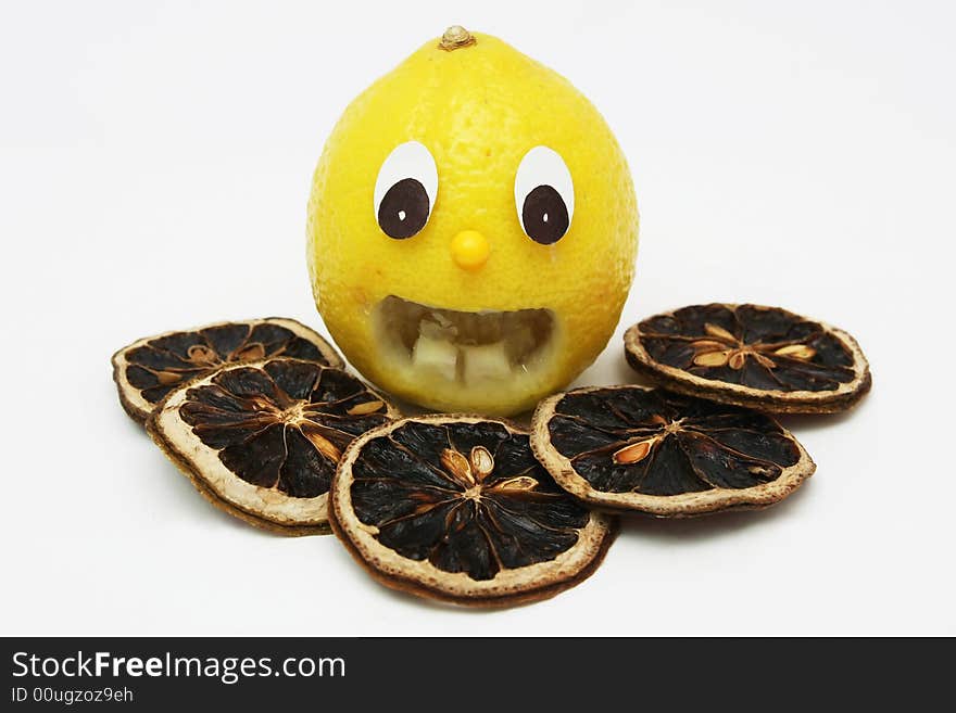 Fresh lemon frightened when saw the dry lemon slices. Fresh lemon frightened when saw the dry lemon slices