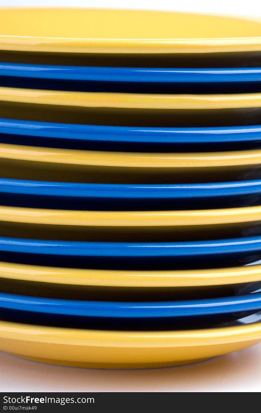 Yellow and blue plates