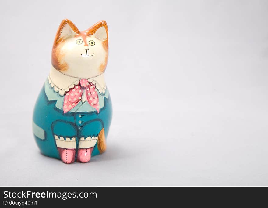 A cute cmall wooden cat. A cute cmall wooden cat