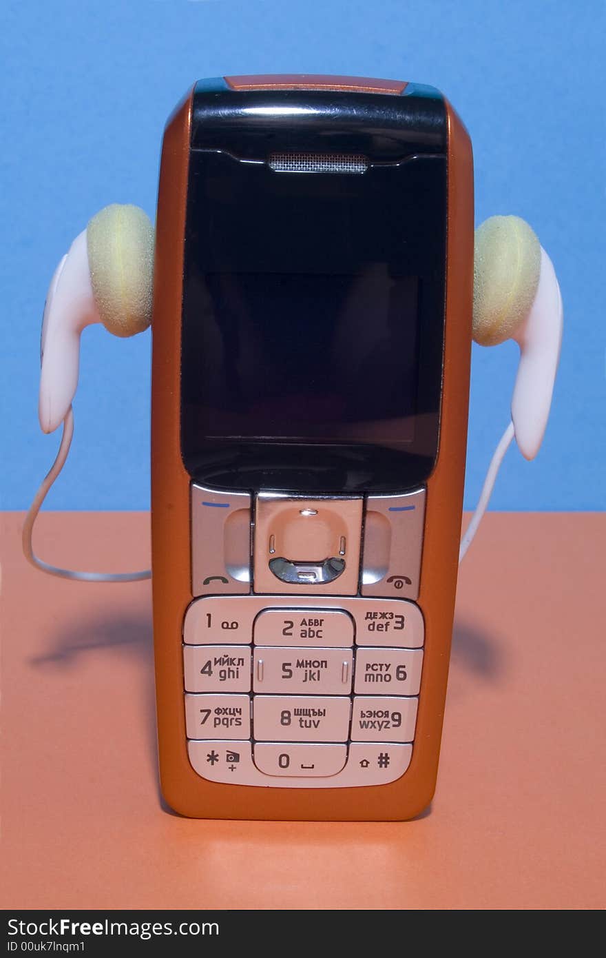 Telephone with earpiecess