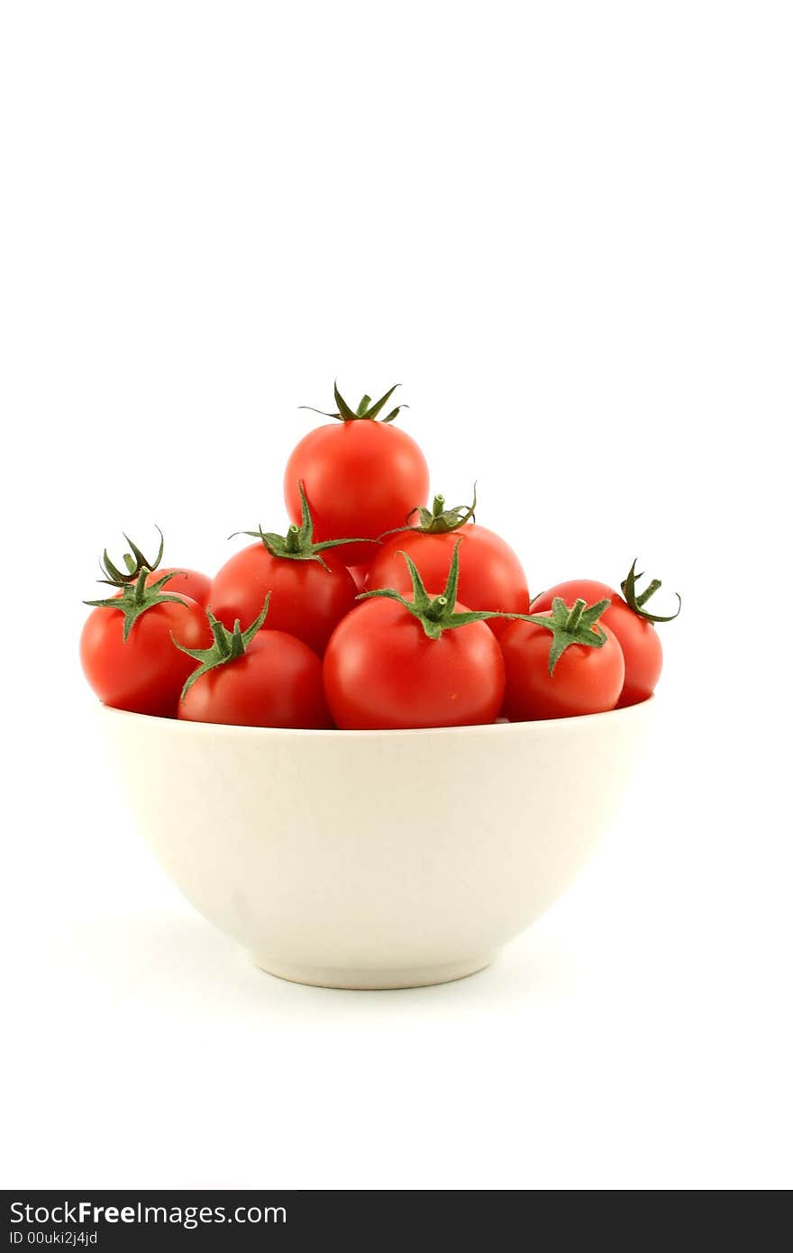 A bowl full of cherry tomatoes