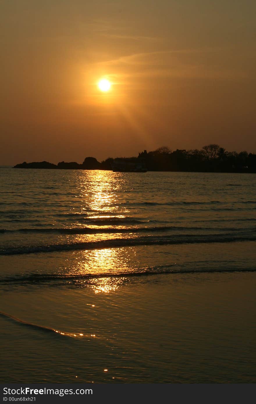 Perfect background or walpaper picture. I took it in Koh Samet, Thailand. Perfect background or walpaper picture. I took it in Koh Samet, Thailand