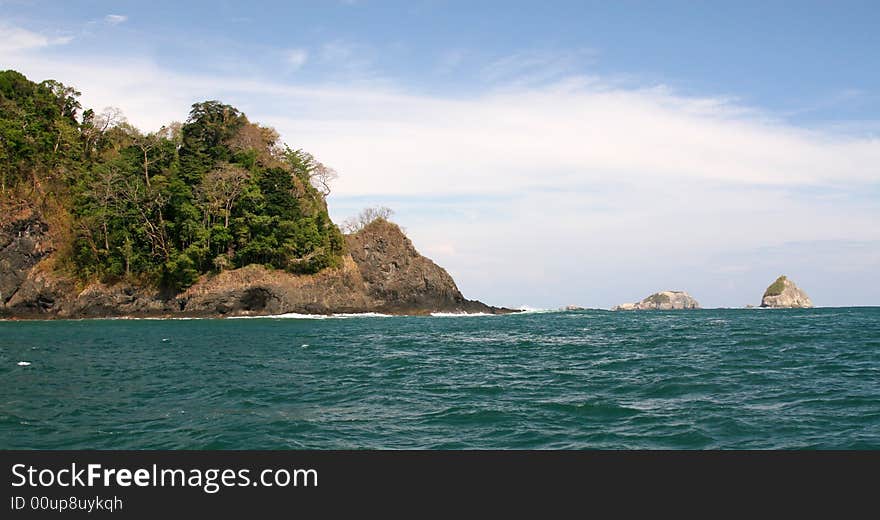 View of the Pacific ocean on the coast of Costa Rica . View of the Pacific ocean on the coast of Costa Rica