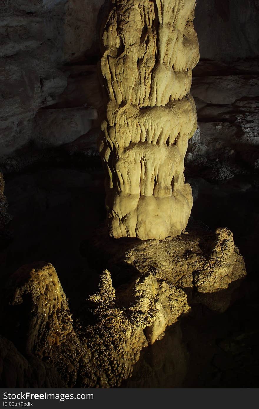 Devils Spring along the Natural Entrance Tour - Carlsbad Caverns National Park