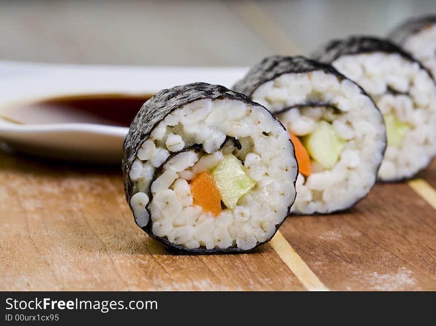 Oatmeal sushi