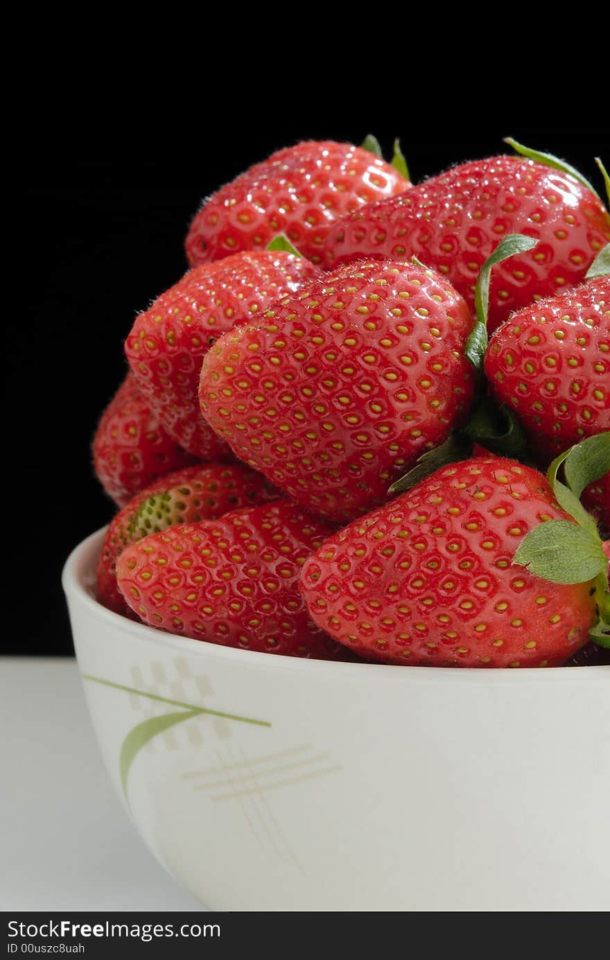 A bowl of red strawberry