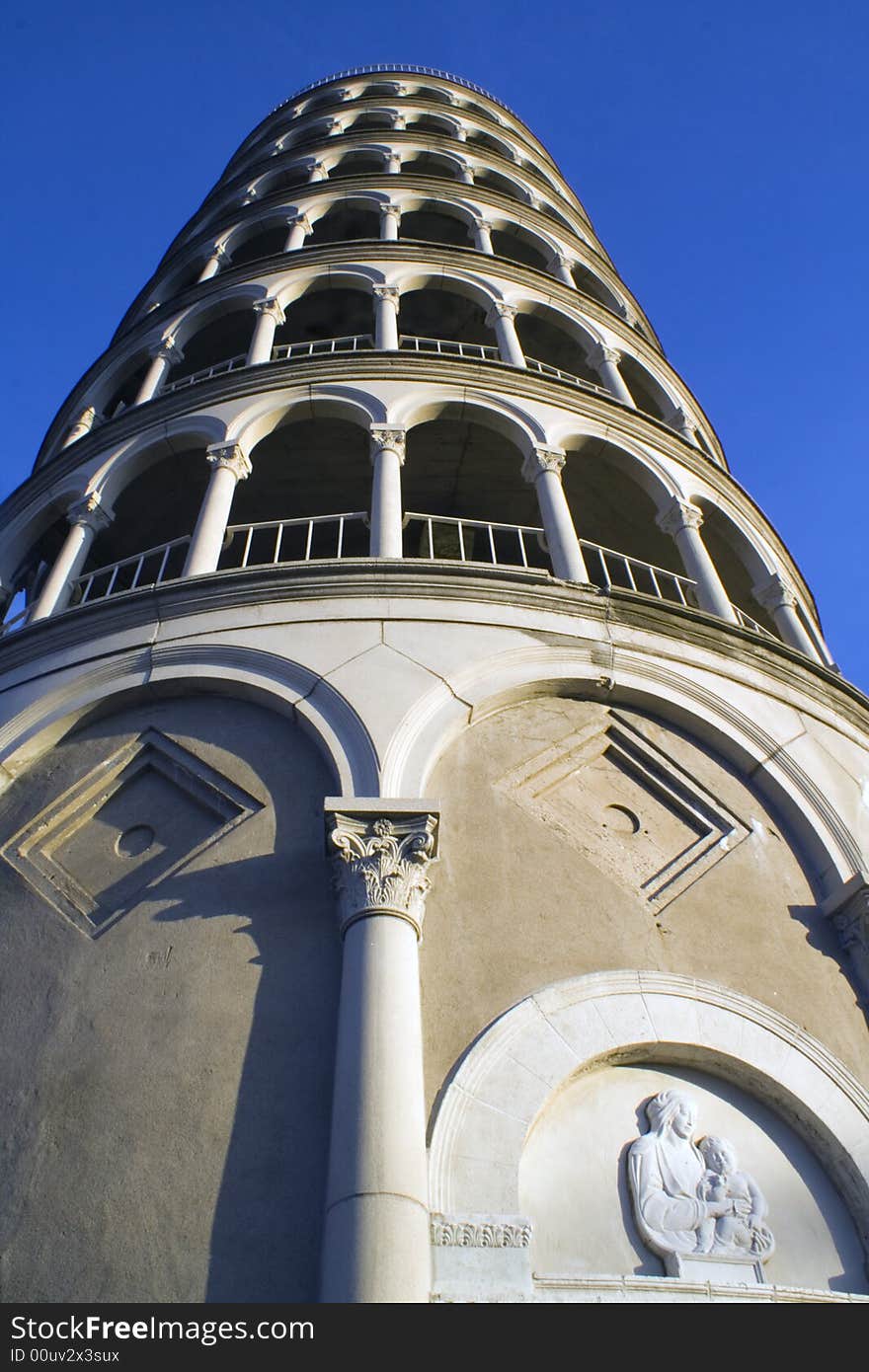 Leaning Tower in Niles, Il.