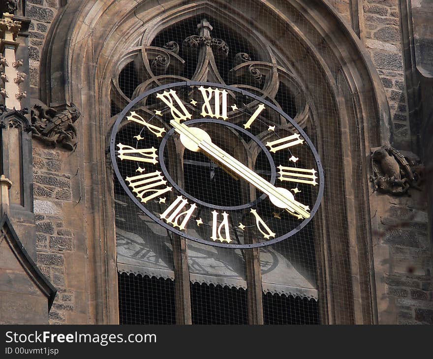 Turrect clock,clock,turn,church,face,hands