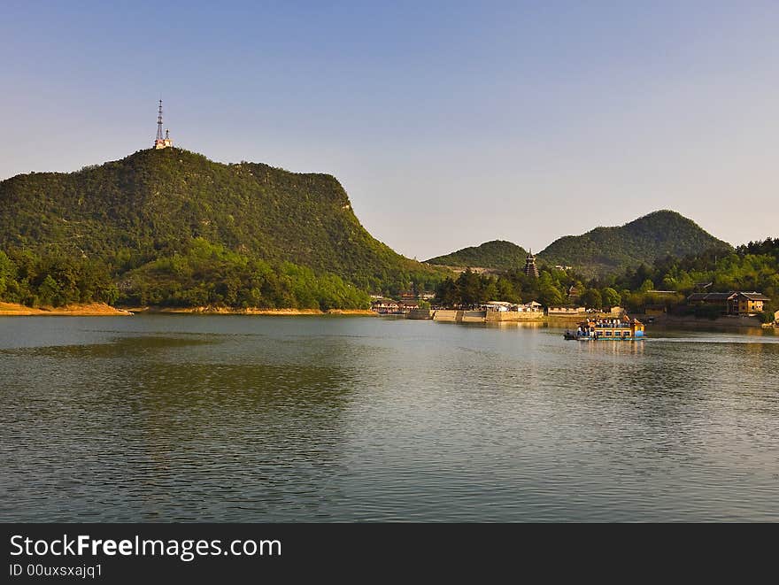 Lake Hongfen stands in Guiyang city of Guizhou province. Lake Hongfen stands in Guiyang city of Guizhou province.