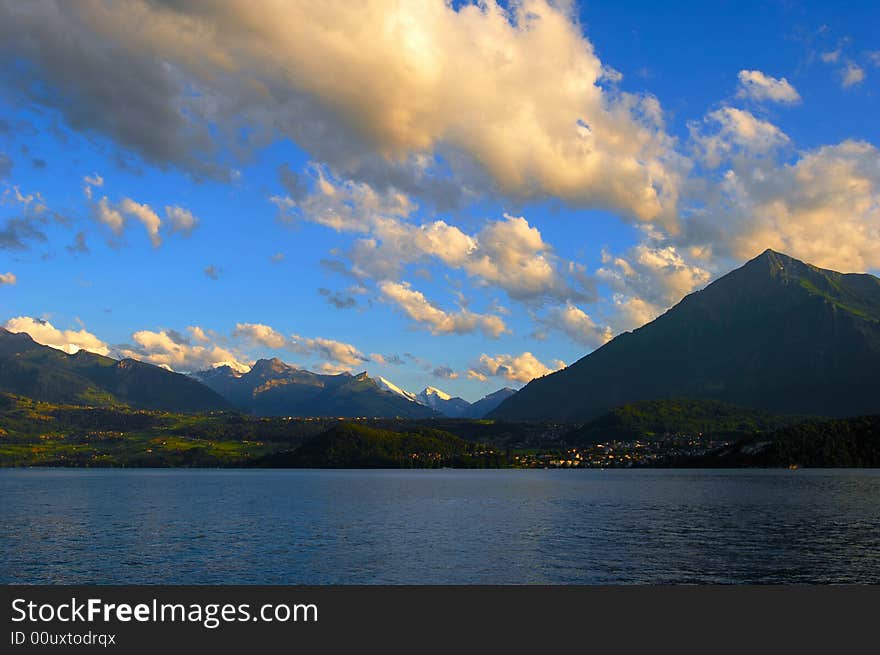 Afterglow Thun lake