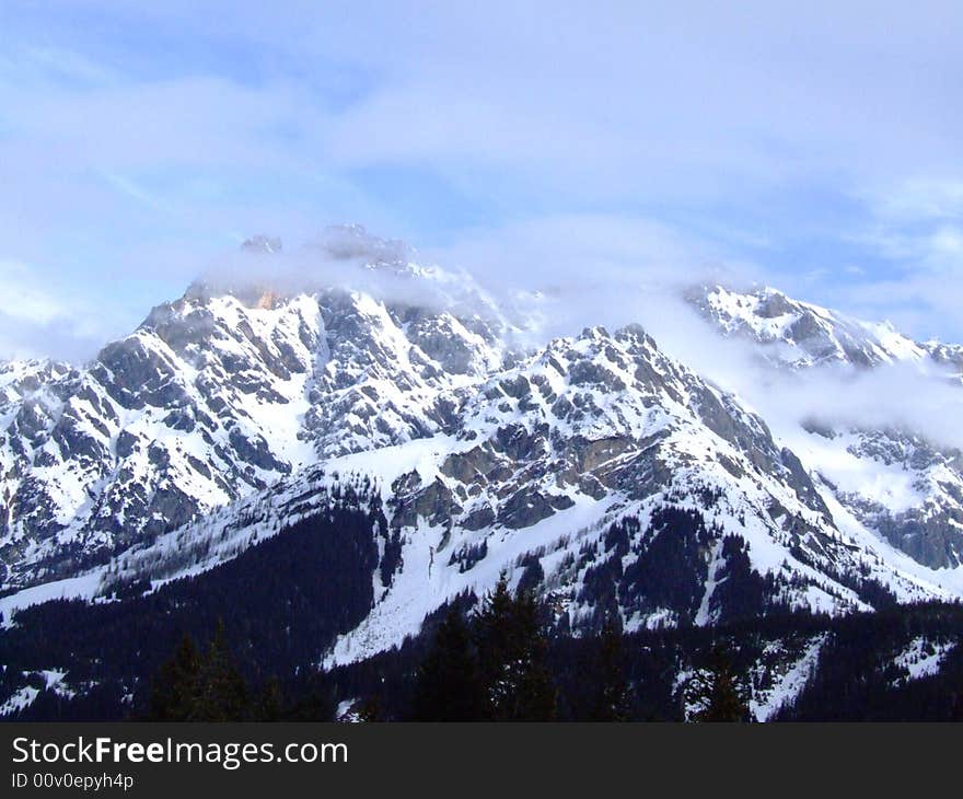 Photo of the mountain in the Austrian Alps, skiamade region (winter)