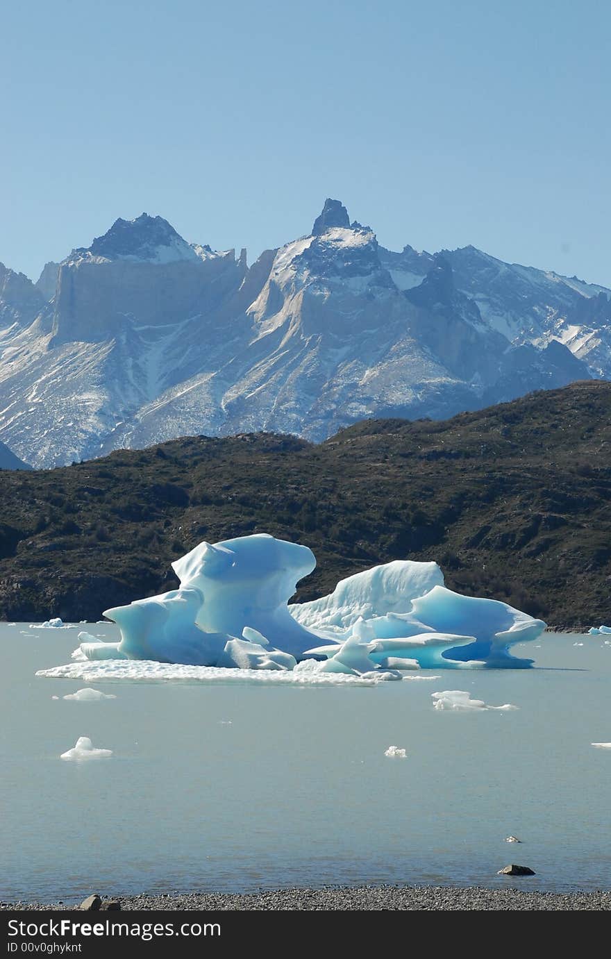 Lago Grey, Parque nacional Torres del Paine, Patagonia, Chile Nikon D-200. Lago Grey, Parque nacional Torres del Paine, Patagonia, Chile Nikon D-200