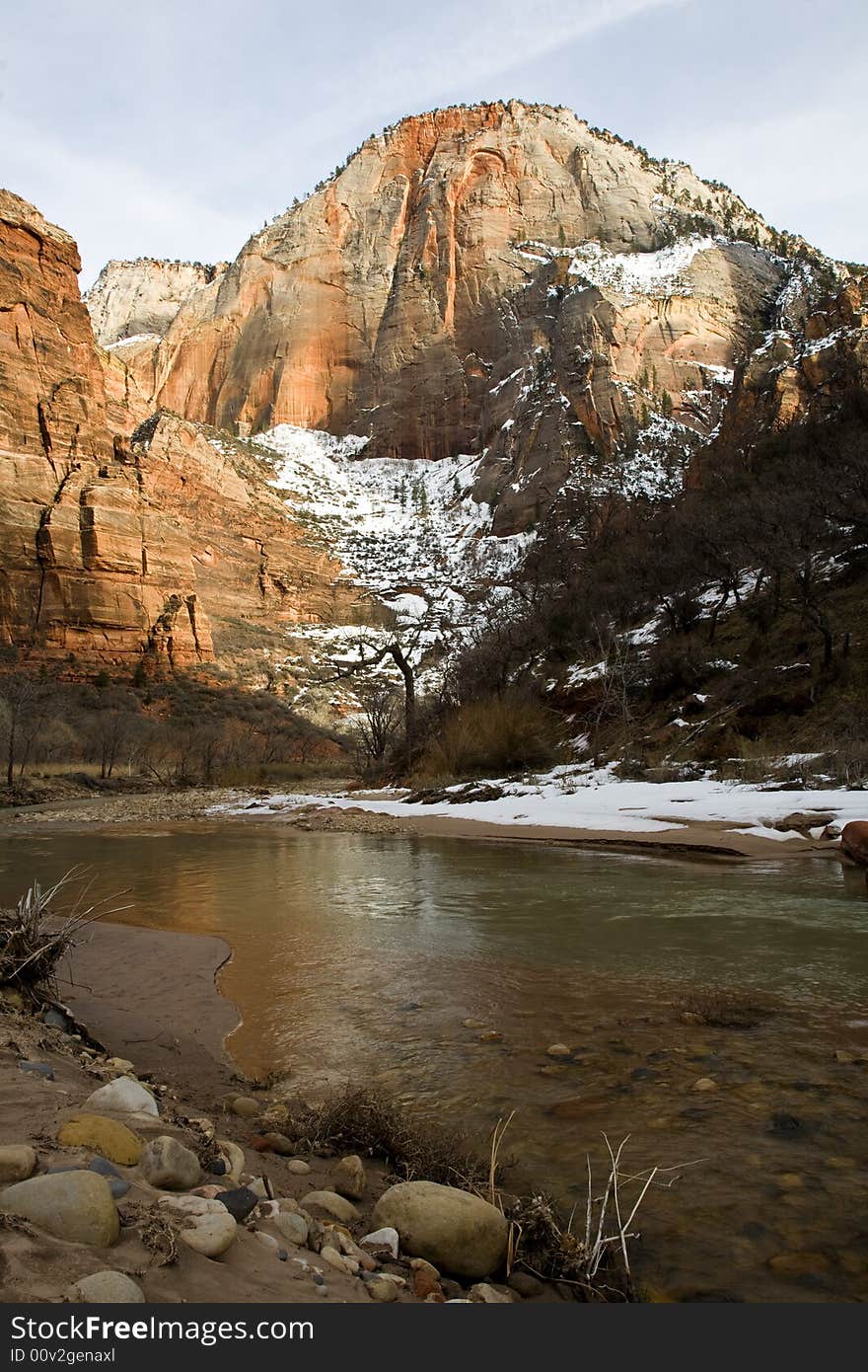 Zion National Park – Virgin River and Red Rocks of Zion in Winter