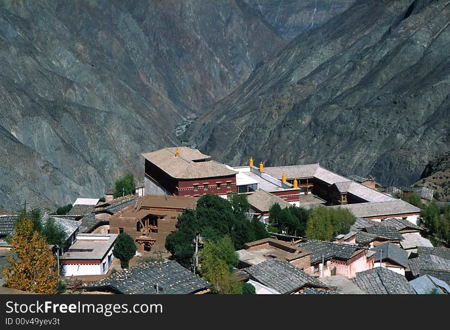 Dongzulin Monastery