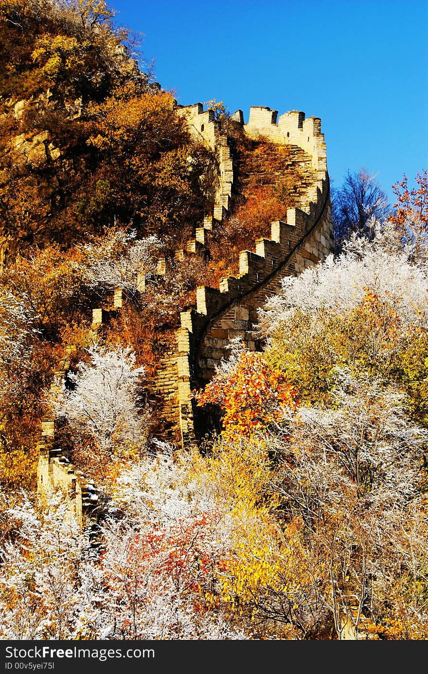 Golden Great Wall