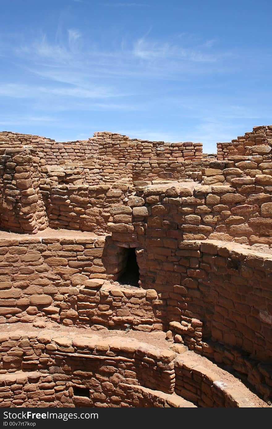 Ancient Anasazi ruins on top of the mesa at Mesa Verde National Park in Colorado. Ancient Anasazi ruins on top of the mesa at Mesa Verde National Park in Colorado