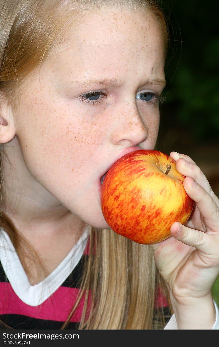 Apple girl