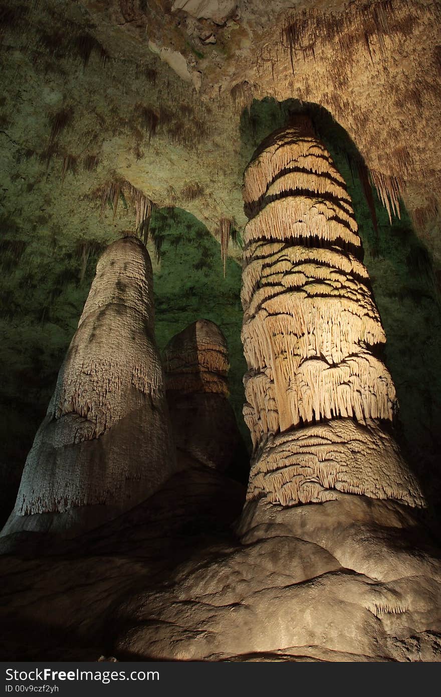 Hall of Giants - The Big Room Tour - Carlsbad Caverns National Park