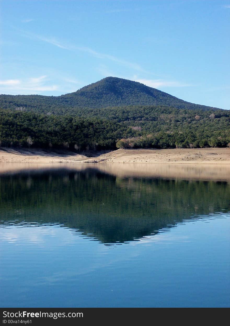 A large reservoir in the north-east of Spain, Catalonia, on the French border. A large reservoir in the north-east of Spain, Catalonia, on the French border.