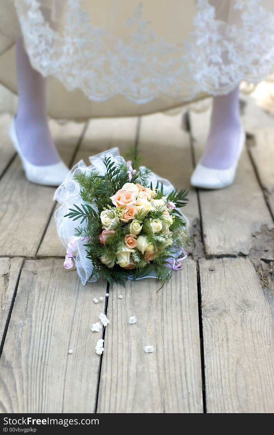 Bouquet On The Bridge