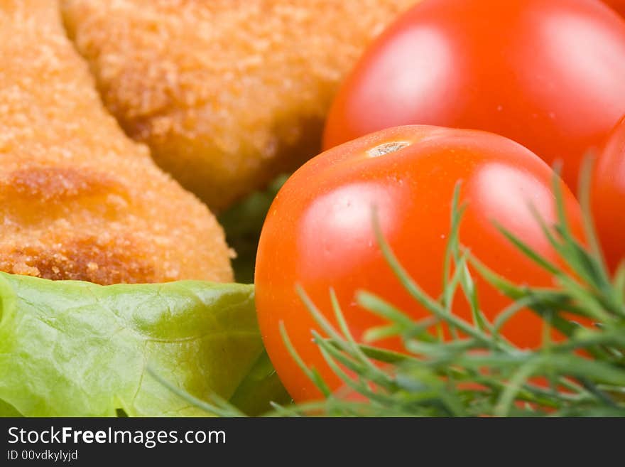 Chicken nuggets with vegetables