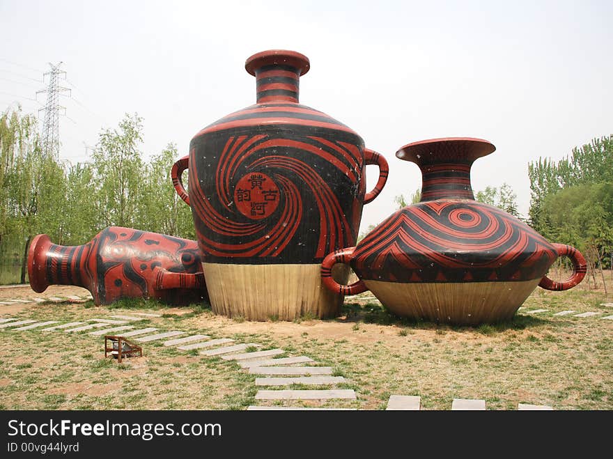 The Chinese Colored Pottery