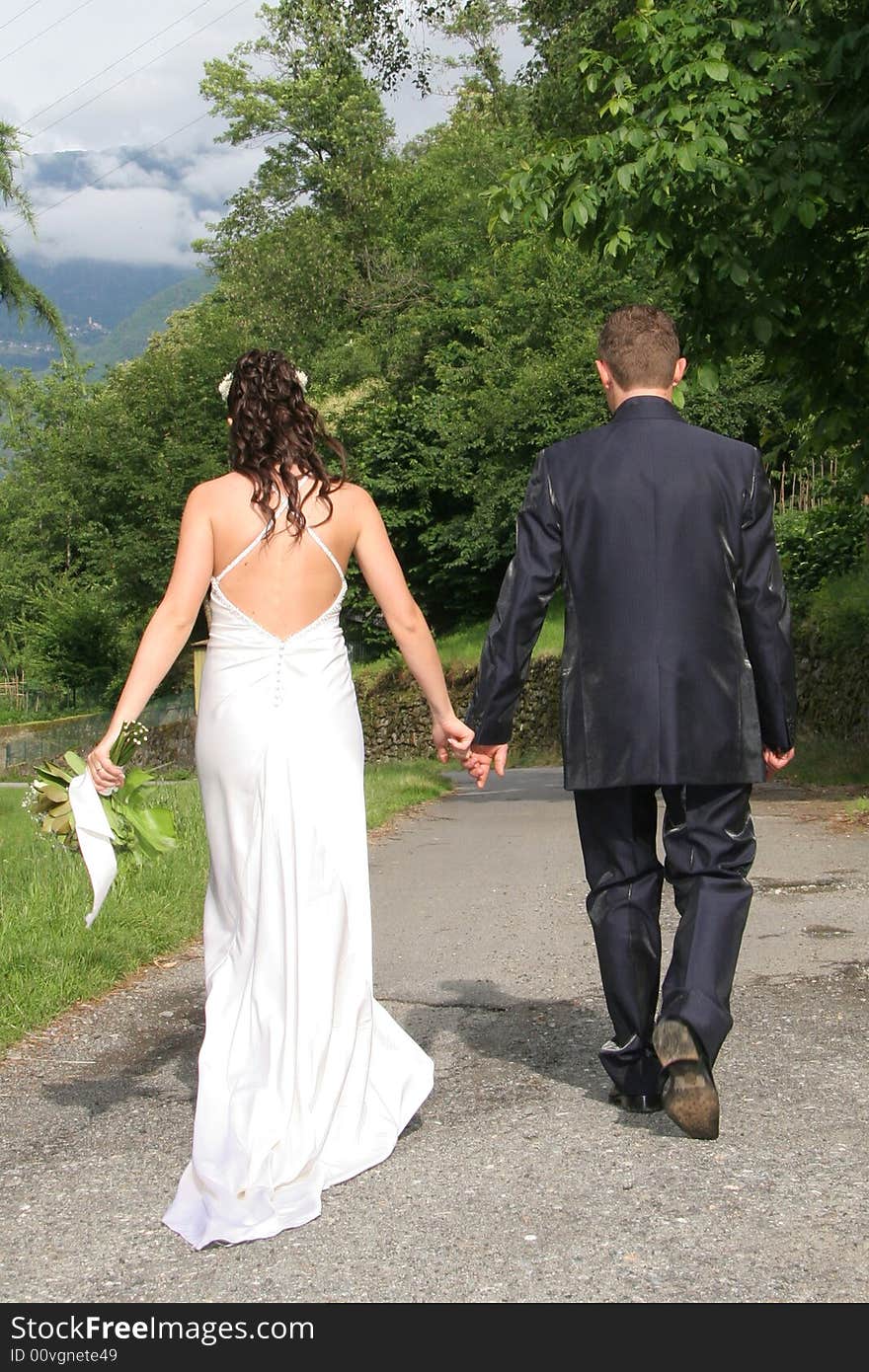 Wedding pictures, the couple just married.