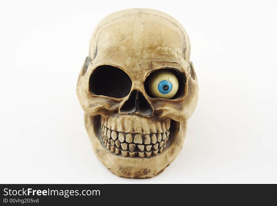 Skull with one eye