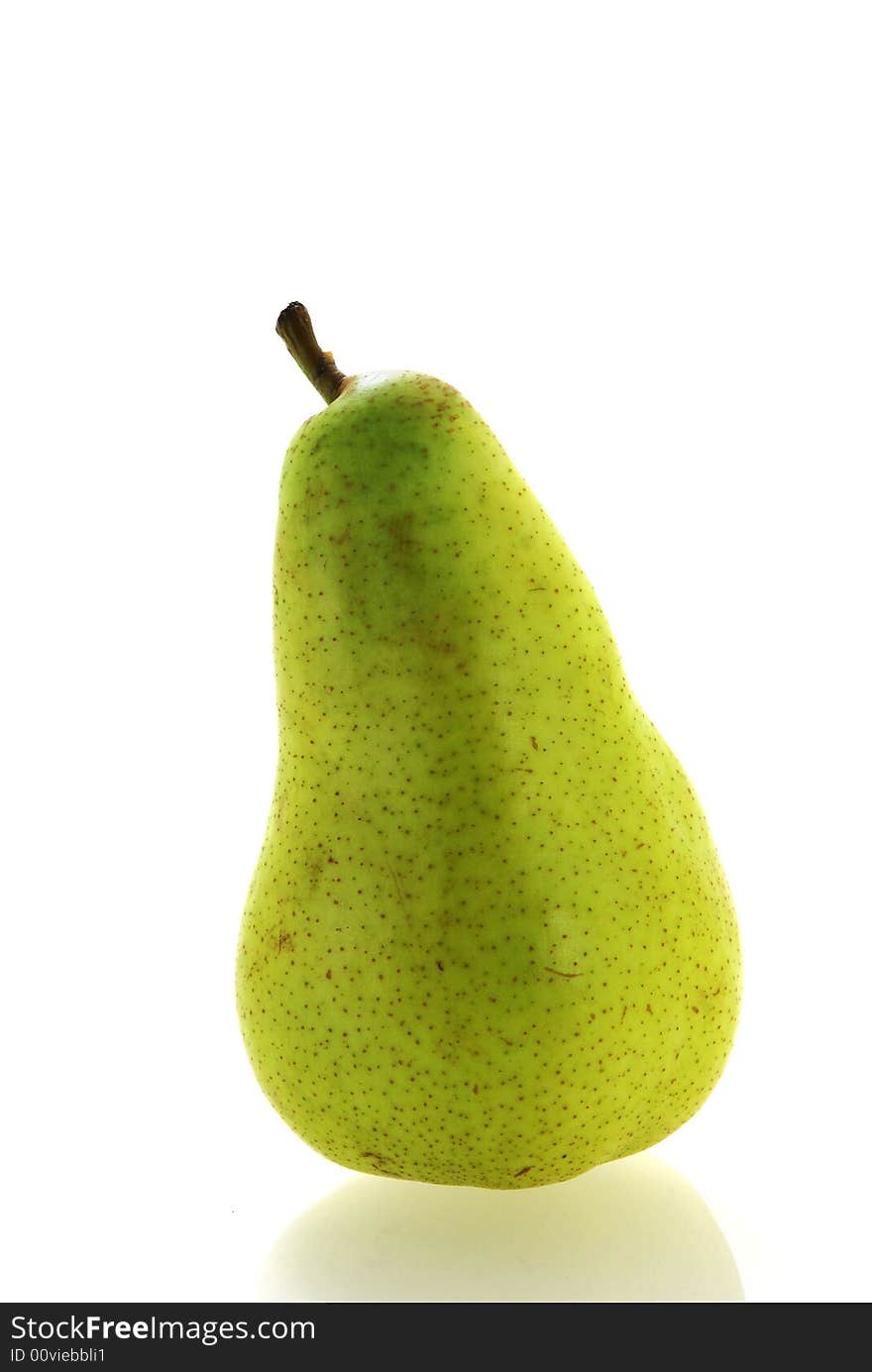 Ripe fresh single pear