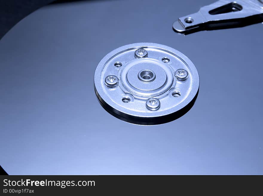 Hard disk drive platter and head