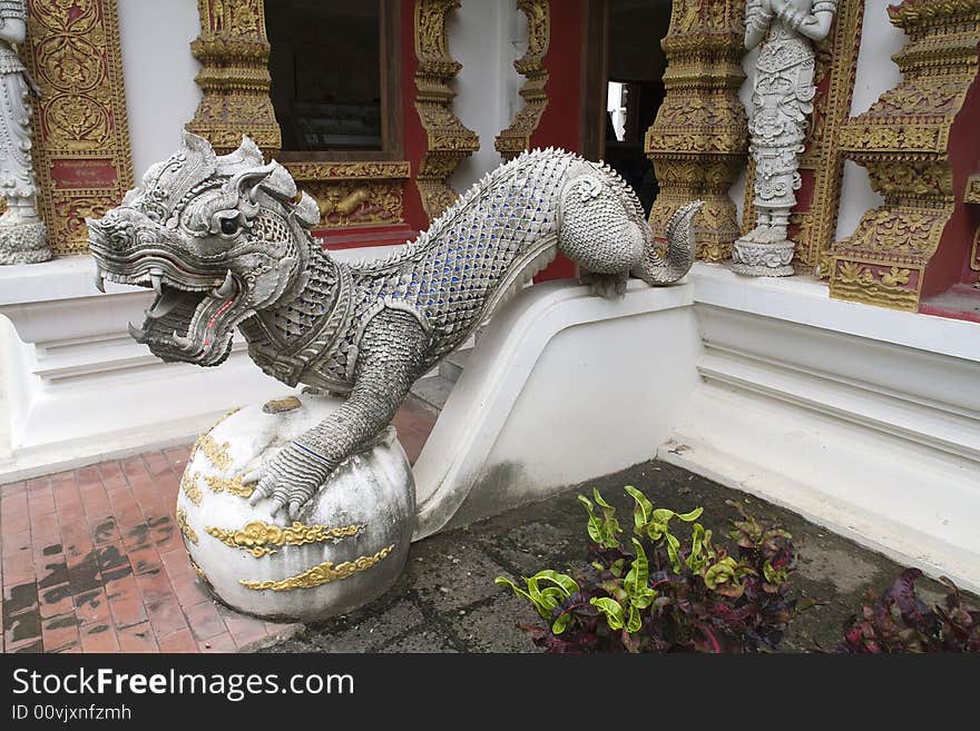 Dragon figure with lion s head