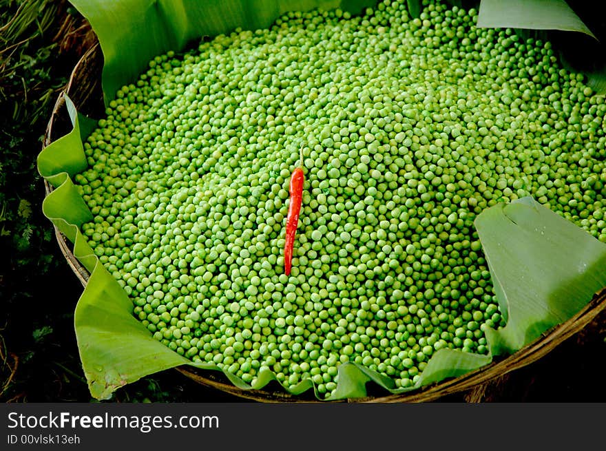 Fresh green peas