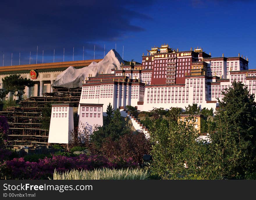 People hall of Bei Jing and Xi zang
BeiJing festival square
Potala Palace, once the chief residence of the Dalai Lama, now a museum. At left, a golden chorten (or stupa) which basic structure symbolizes the earth,water,fire,wind and the void or ethereal. Lhasa, Tibet.