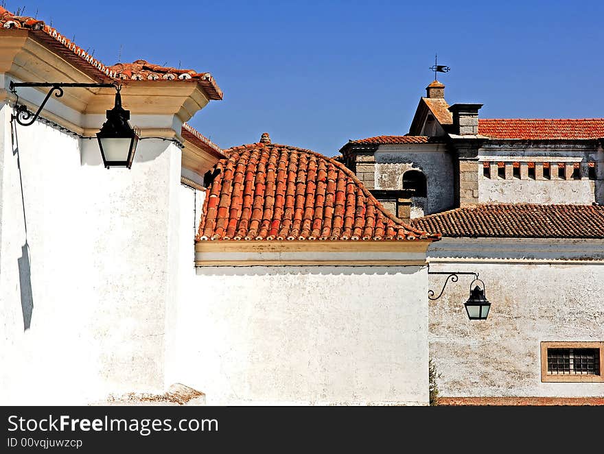 Portugal, Alentejo: Typical street of Evora