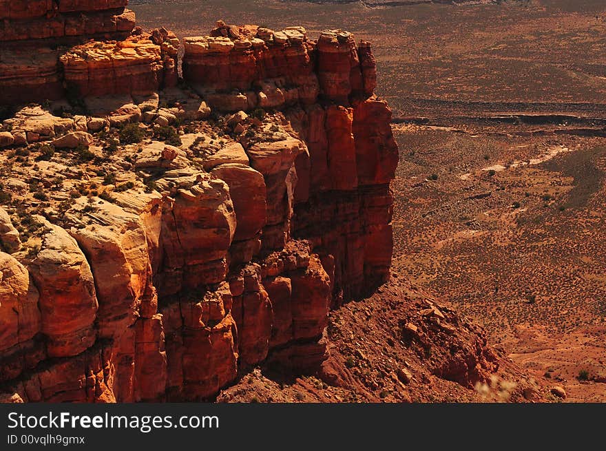 Nice overhead image of the tall vermillion Cliffs