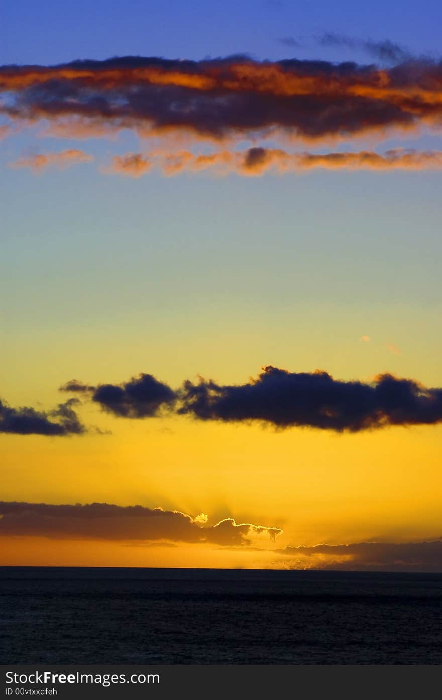 Clouds, Dusk, Sunset, Pink, Yellow, Blue. Clouds, Dusk, Sunset, Pink, Yellow, Blue