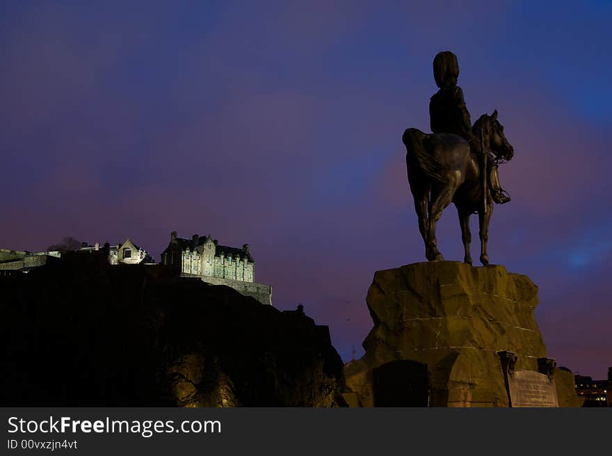 The Edinburgh Castle at night