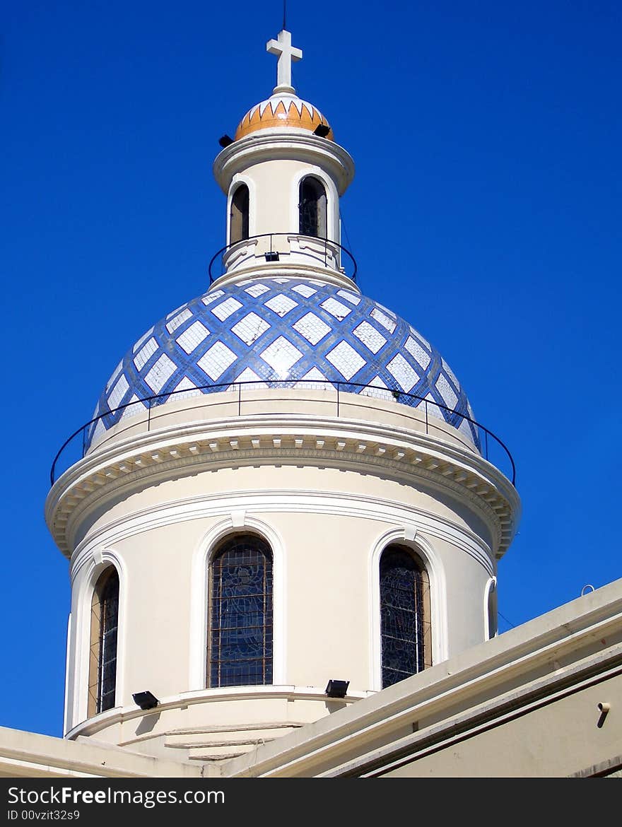 Phot of the colourful dome of a church in tucuman in northern argentina