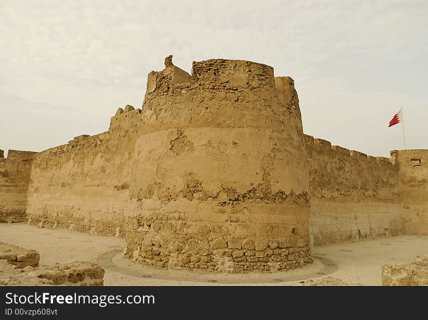 The fort was build at the end of 15th century during which time, Bahrain was occupied by the Portuguese. It was built to protect against the invaders against the local populations and the Ottomans in Saudi Arabia. The fort was build at the end of 15th century during which time, Bahrain was occupied by the Portuguese. It was built to protect against the invaders against the local populations and the Ottomans in Saudi Arabia.