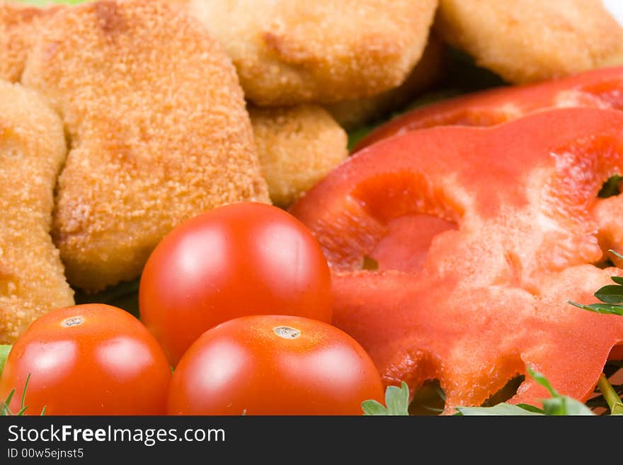 Chicken nuggets with vegetables