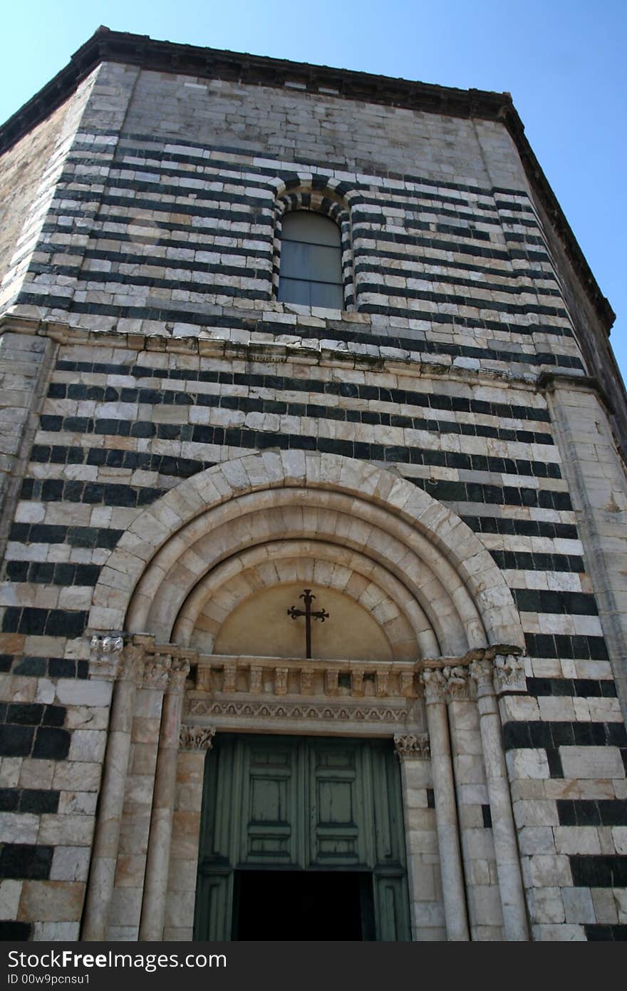 Volterra - Baptistery