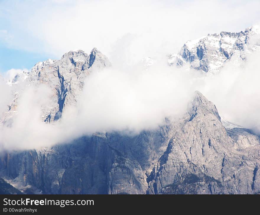 Yulong Mountain