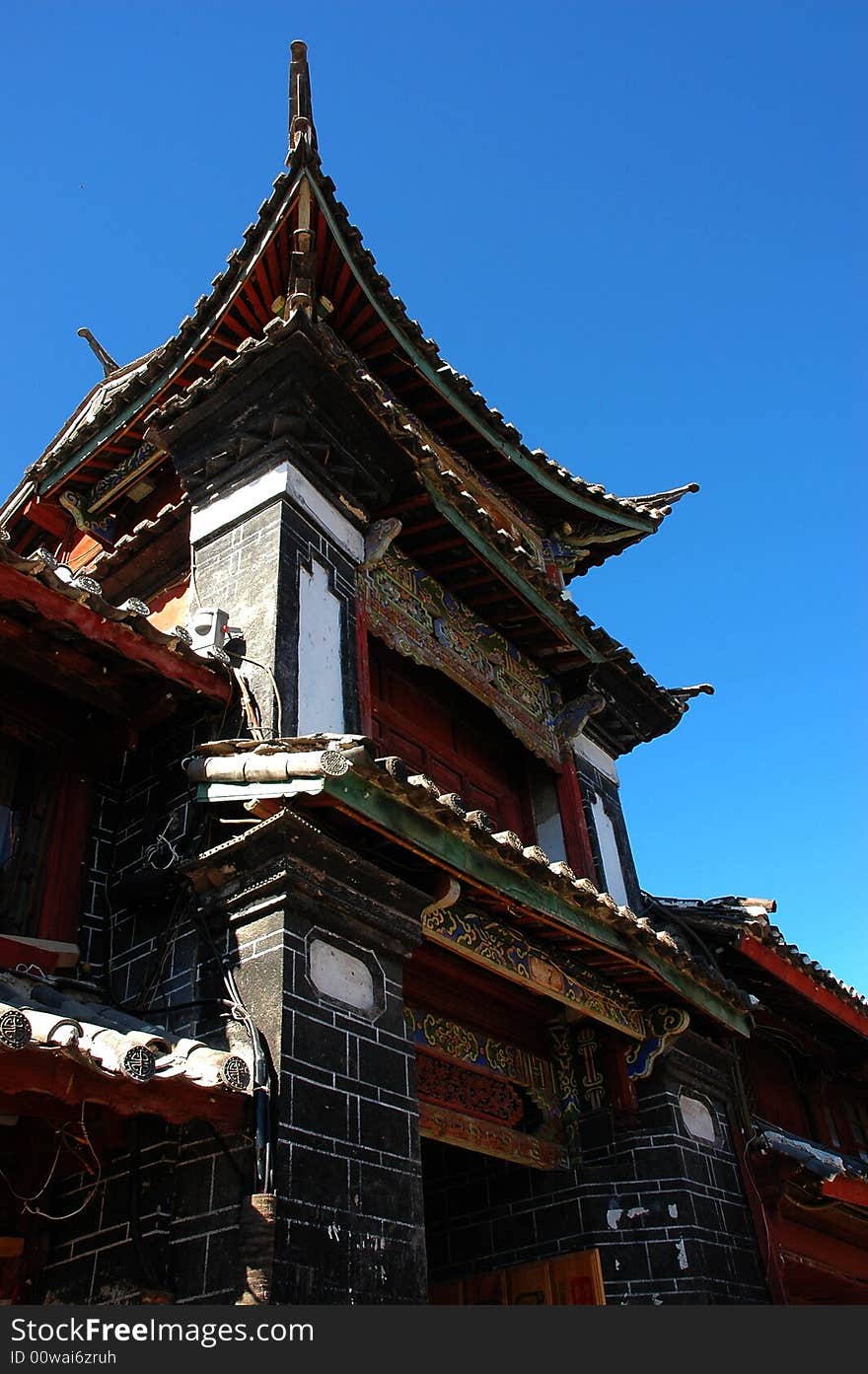 City gate tower in Lijiang