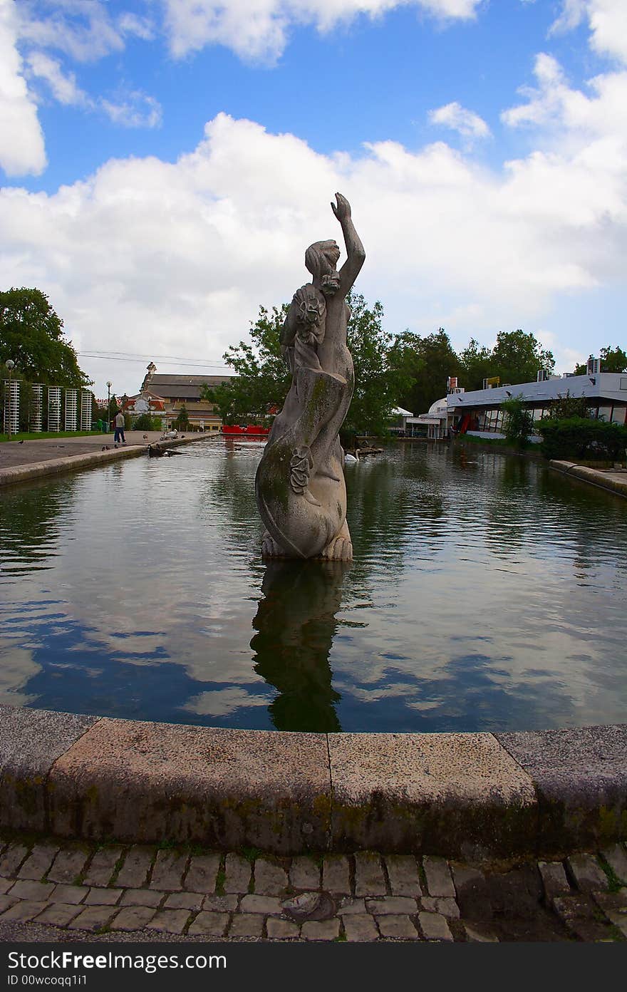 Statue in a lake, Northern Lisbon. Statue in a lake, Northern Lisbon