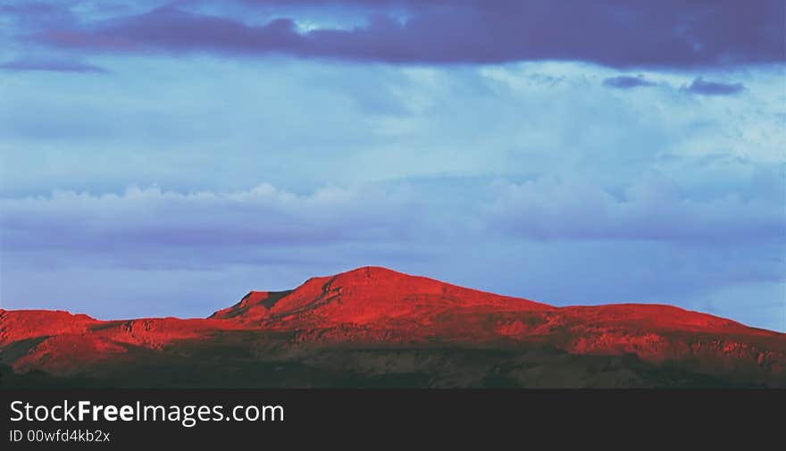 Sundown in the north mountain.