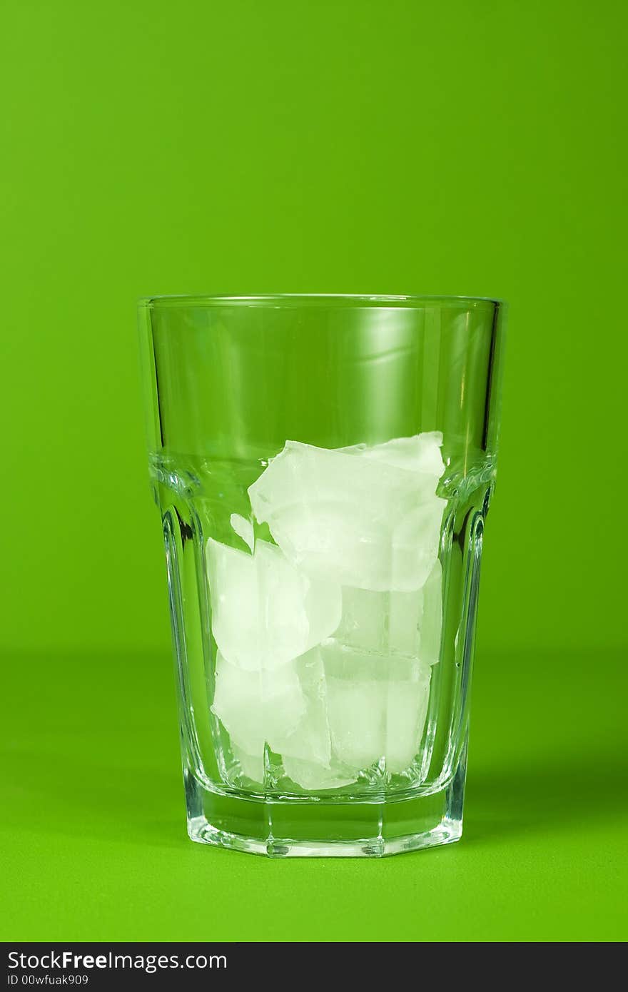 Glass of ice