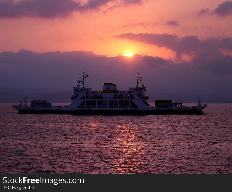 A beautiful sunrise view from Eskihisar. The ferry is heading to Istanbul.