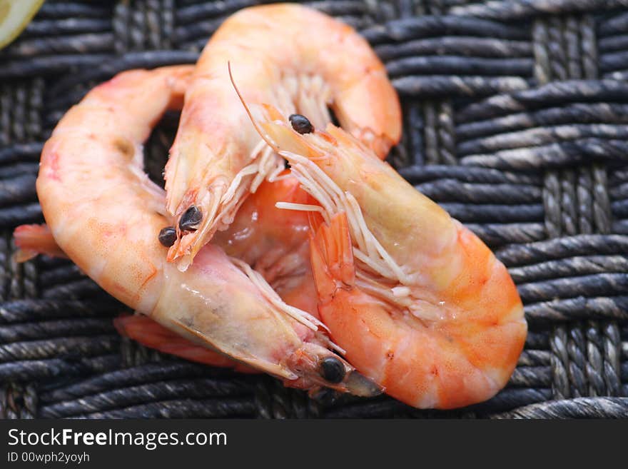 Some fresh shrimps on a plate