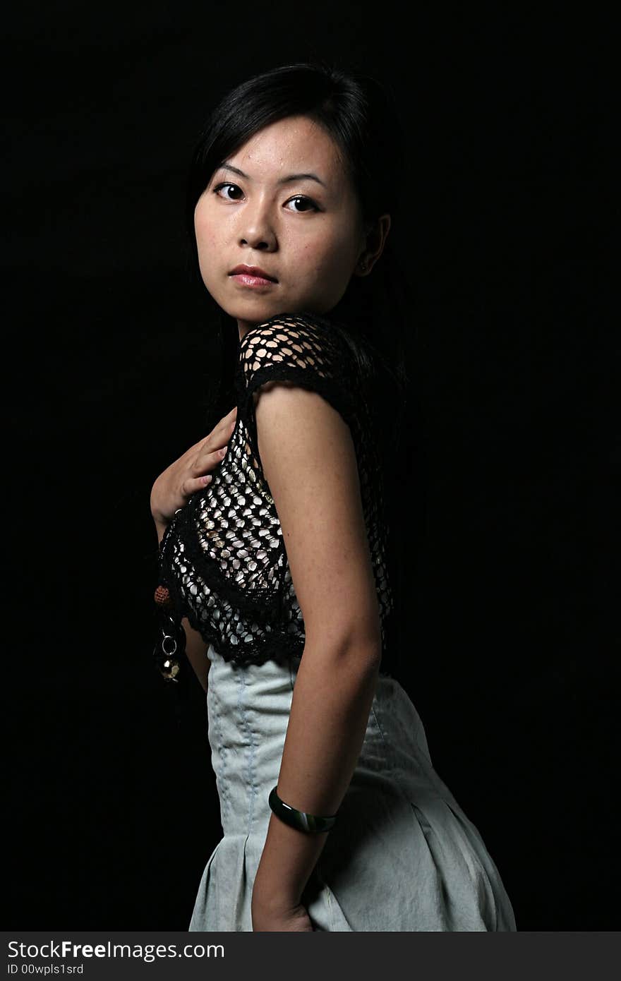 This is a Chinese girl. This is a Chinese girl.