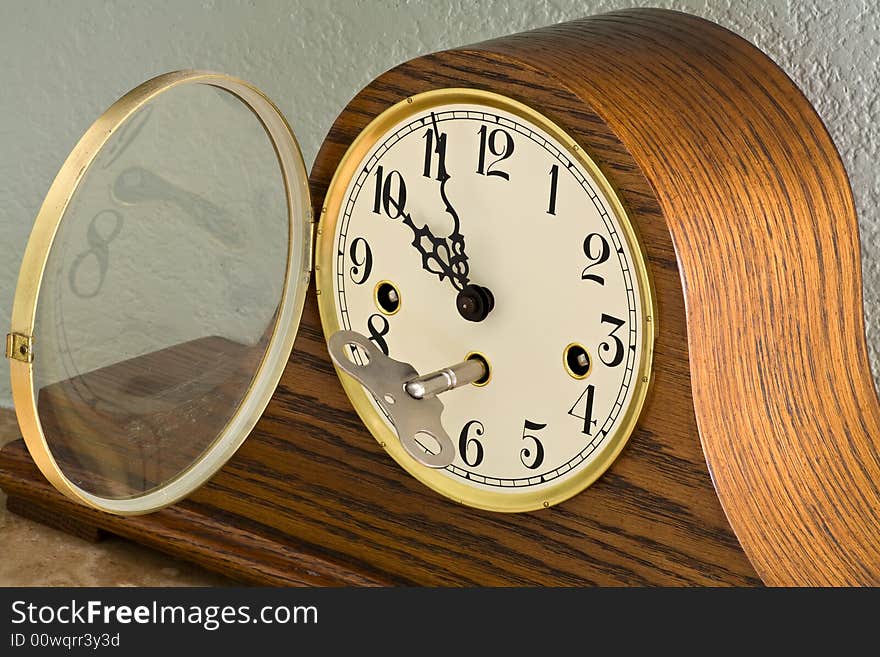 Mantle Clock